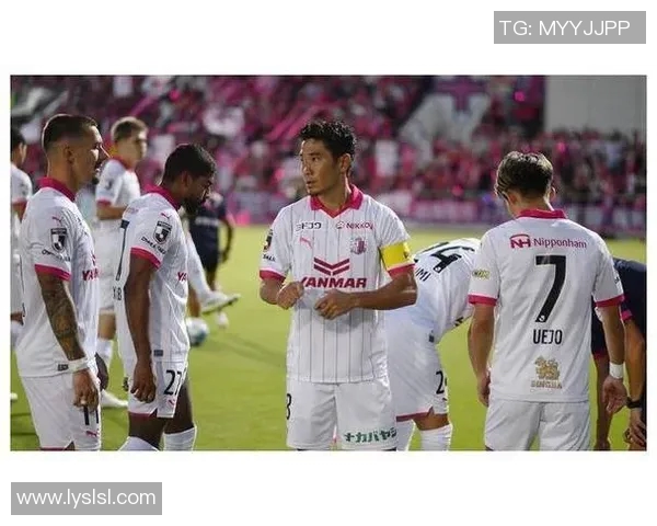 鹿岛鹿角迎战板阪樱花展开激烈对决期待精彩瞬间与精彩进球的碰撞