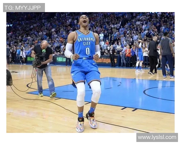 拉塞尔威斯布鲁克的传奇篮球生涯与个人风格深度解析