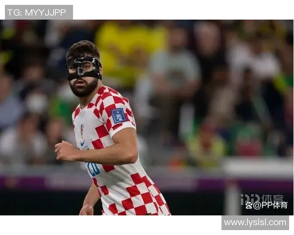 格瓦迪奥尔：新一代后防天才如何改变足球战术格局