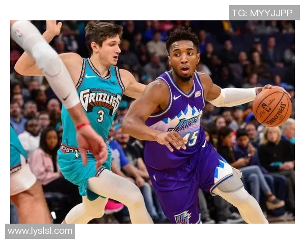 松本山雅与冈山绿的激烈对决展现足球魅力与团队精神的巅峰之战