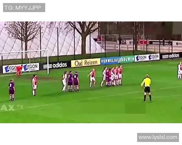 赛马场激情碰撞足球比赛精彩直播回放全记录