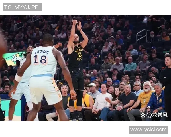 勇士与马刺激战四月之夜NBA季后赛精彩对决回顾