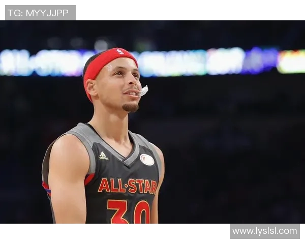 火箭队与雷霆队激战正酣NBA直播精彩瞬间回顾与分析